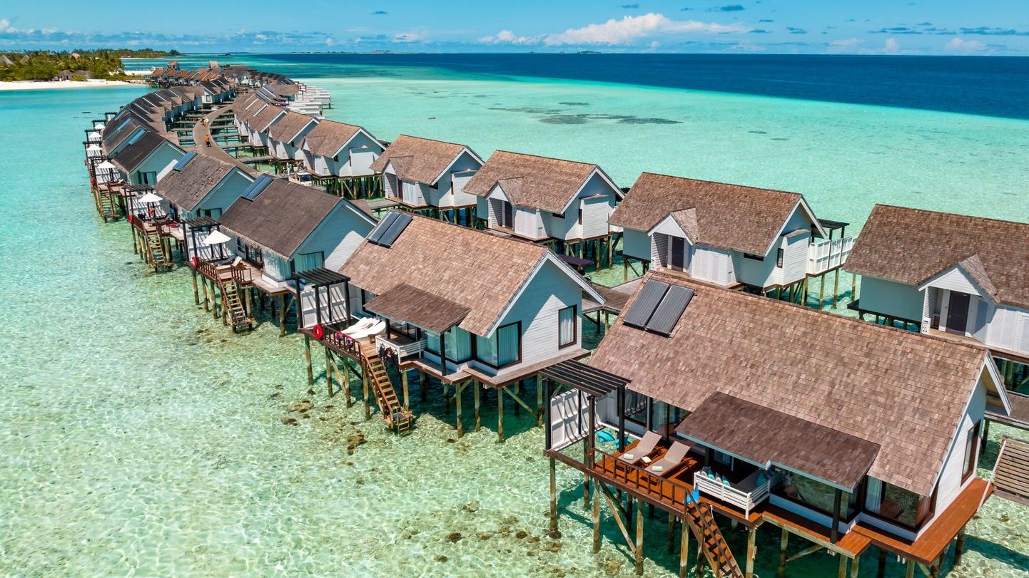 OZEN LIFE MAADHOO — Maldives luxury hotel package