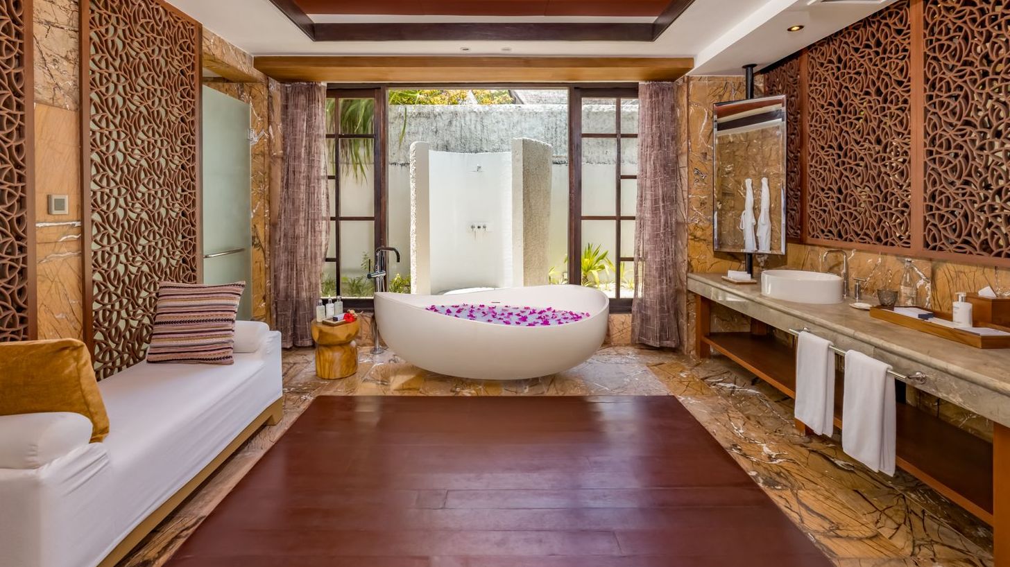 OZEN RESERVE BOLIFUSHI — Maldives luxury hotel package