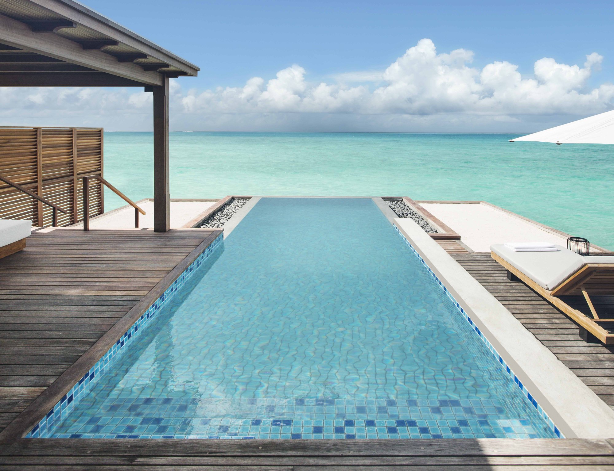 Water villa private plunge pool