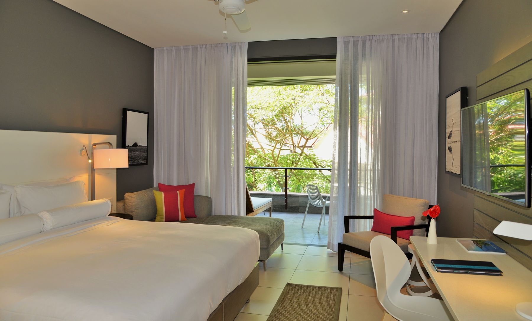 Eden Bleu Hotel — Seychelles resort and accommodation photo 7